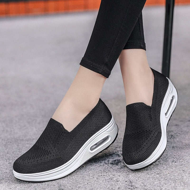 Tênis Slip On Confort Feminino